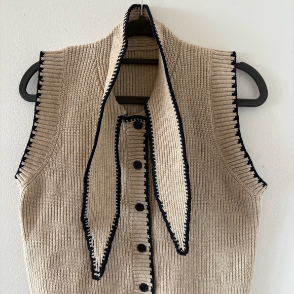 Commense Tie Neck Contrast Trim Button Sweater Vest Size L NWT In Khaki - Picture 11 of 13